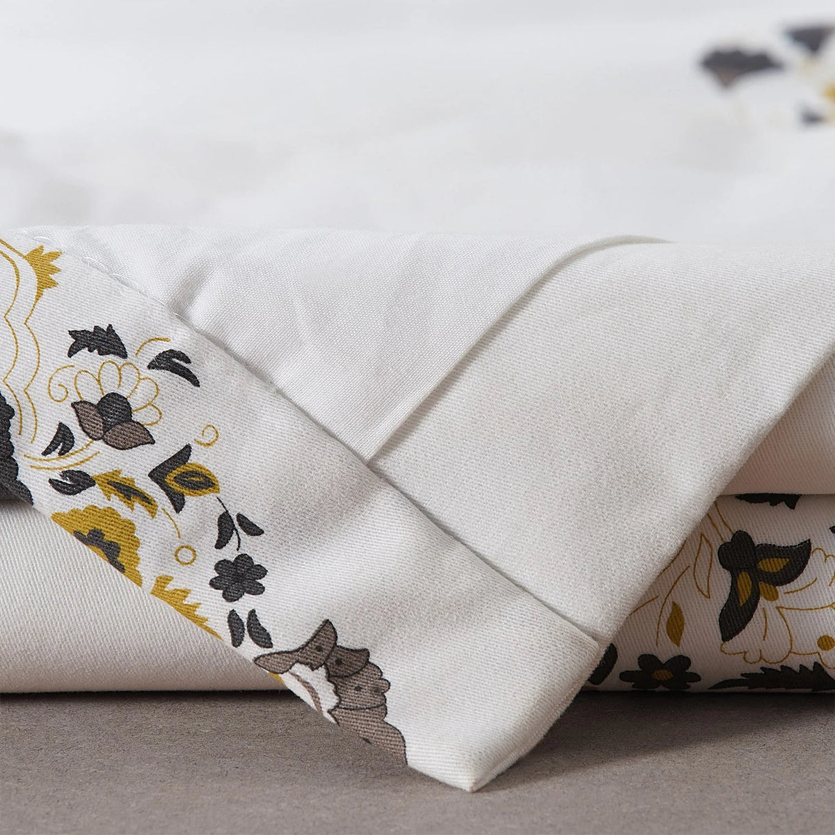 Medallion Damask Printed Cotton Room Darkening Curtain Panel, 1 Piece