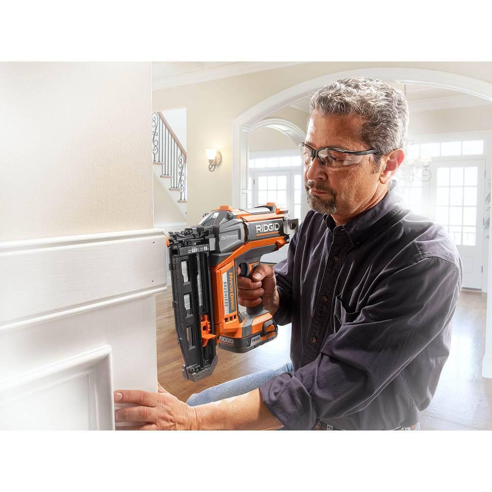 18V Brushless Cordless Nailer Combo Kit with Brad and Finish Nailers, Battery and Charger