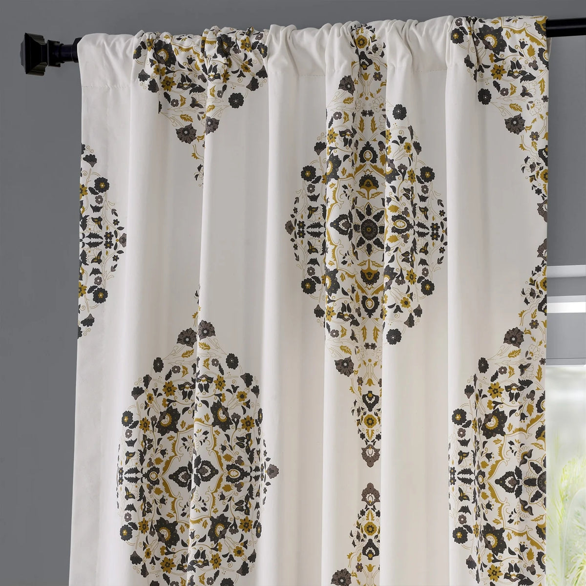 Medallion Damask Printed Cotton Room Darkening Curtain Panel, 1 Piece