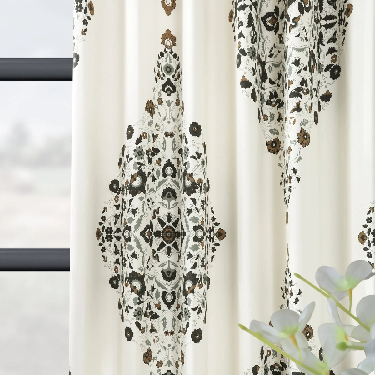Medallion Damask Printed Cotton Room Darkening Curtain Panel, 1 Piece